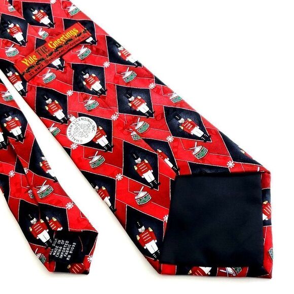Yule Tie Greetings Hallmark Nutcracker Jacquard Print Red Black Wide Silk Tie‎ - Picture 6 of 7